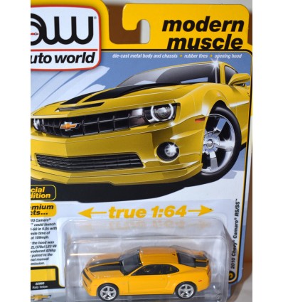 Auto World: 2010 Chevrolet Camaro RS/SS Coupe