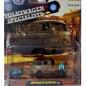 M2 Diorama Sets - Volkswagen Specialists - 1960 VW Double Cab USA Model Truck