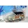 Johnny Lightning Holiday Classics 1941 Chevrolet Woody Station Wagon