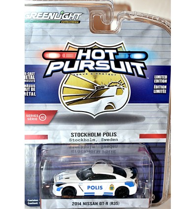 Greenlight Hot Pursuit - Stockholm Sweden 2014 Nissan GT-R (R35) Police Car