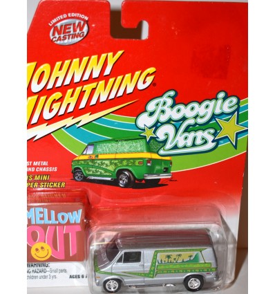 Johnny Lightning 1976 D 150 Dodge Van