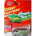 Johnny Lightning 1976 D 150 Dodge Van