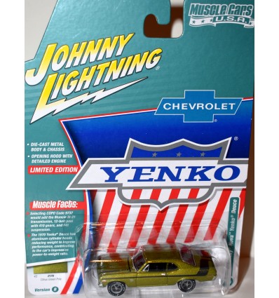 Johnny Lightning Muscle Cars USA - 1970 Yenko Deuce Chevrolet Nova
