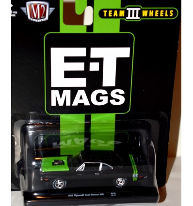 M2 Machines Authentics - 1969 Plymouth Road Runner 440