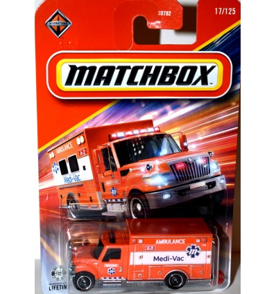 Matchbox - International Terrastar Ambulance