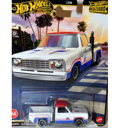 Hot Wheels Premium - VP Oil - 1978 Dodge Li'l Red Express Pickup