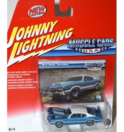Johnny Lightning Muscle Cars USA - 1972 Oldsmobile 442
