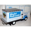 First Gear - Model Railroader 1951 Ford Dry Goods Box Truck