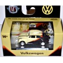 M2 Machines Auto-Thentics - 1967 Volkswagen Bettle Deluxe USA Model