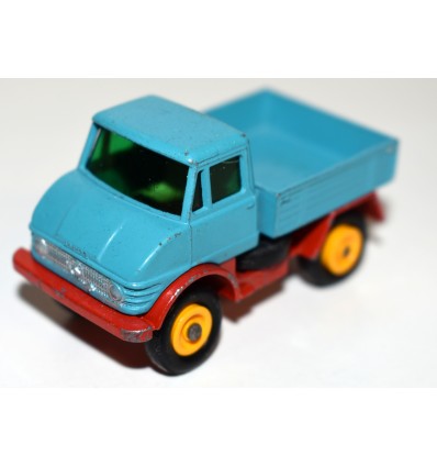 Matchbox Regular Wheels - Mercedes-Benz Unimog