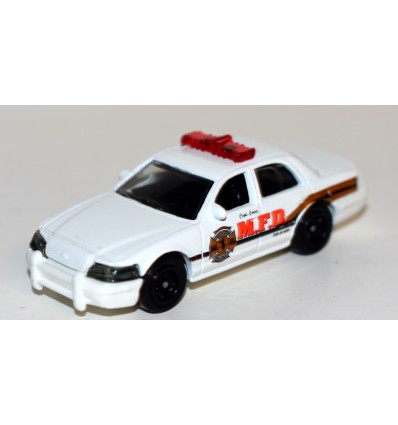 Matchbox - Ford Crown Victoria Fire Captain Car