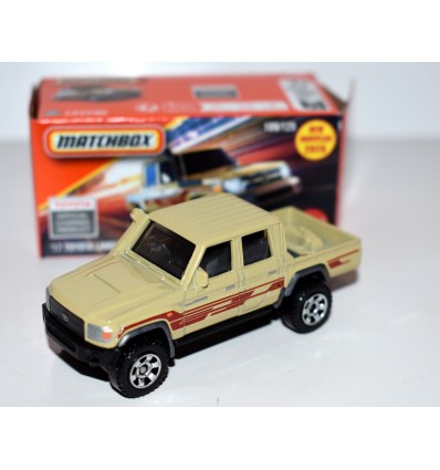 Matchbox Power Grabs - 2017 Toyota Land Cruiser 78 Pickup Truck