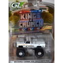 Greenlight - Kings of Krunch Hot Pursuit- RCMP - Royal Canadian Mounted Police 86 Chevy Silverado 4x4 Pickup Truck