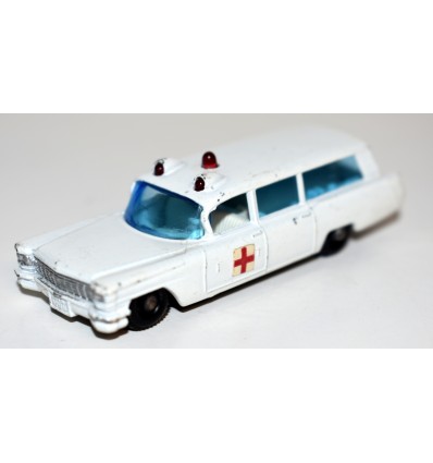 Matchbox Regular Wheels (54B-2) S&S Cadillac Ambulance