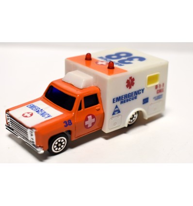 Welly - 70's Chevy Squarebody Ambulance