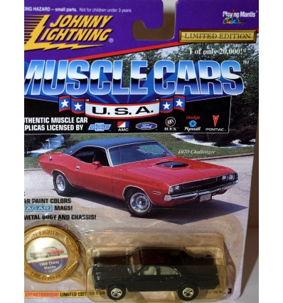 Johnny Lightning Muscle Cars - 1966 Chevrolet Chevelle Malibu 