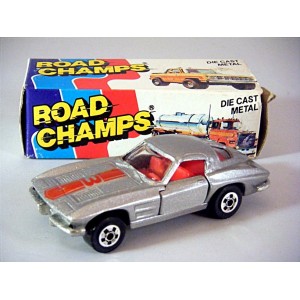 Road Champs Boxed - 1963 Chevrolet Corvette Split Window Corvette