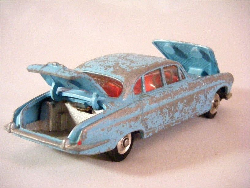 Corgi - (238-A-5) Jaguar Mark X Saloon