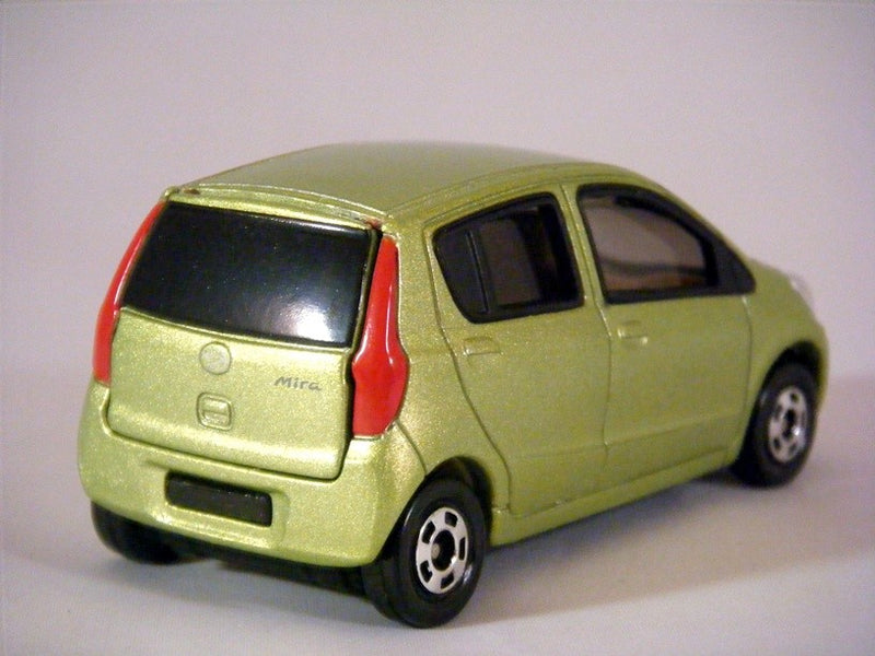 Tomica - Daihatsu Mira