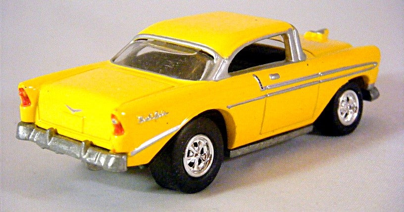 Johnny Lightning - 1956 Chevrolet Bel Air 