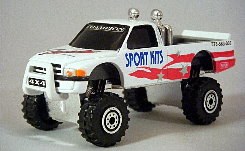 Realtoys - Dodge Power Wagon 4x4 Pickup Truck