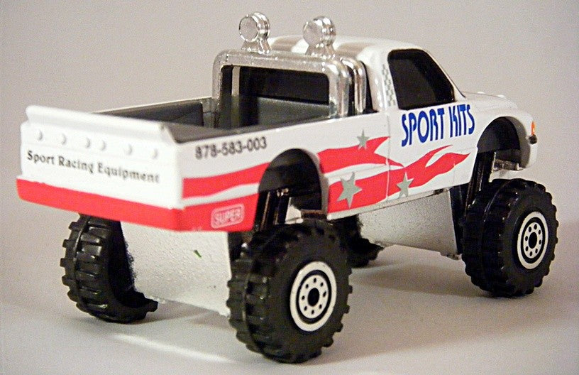 Realtoys - Dodge Power Wagon 4x4 Pickup Truck