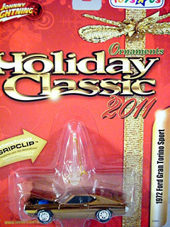 Johnny Lightning Holiday Classics - 1972 Ford Gran Torino Sport