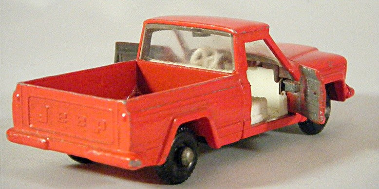 Matchbox Regular Wheels Jeep Gladiator Pickup Truck