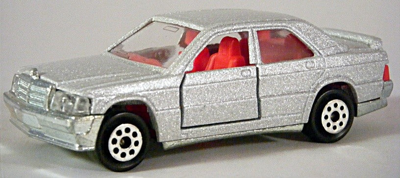 Majorette - Mercedes-Benz 190E Sedan