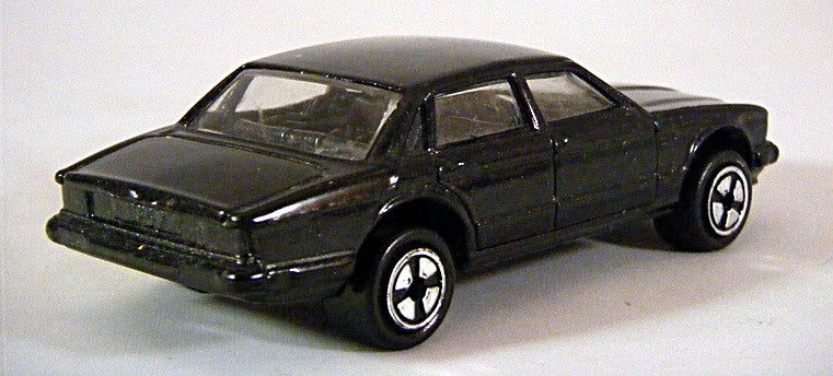 Corgi Juniors - J92 - Jaguar XJ6 Sedan