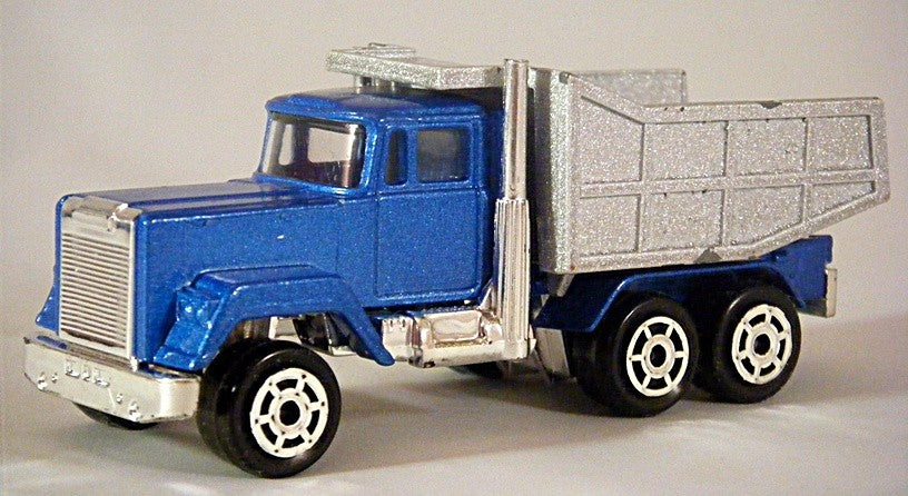 Majorette (297) Mack Dump Truck
