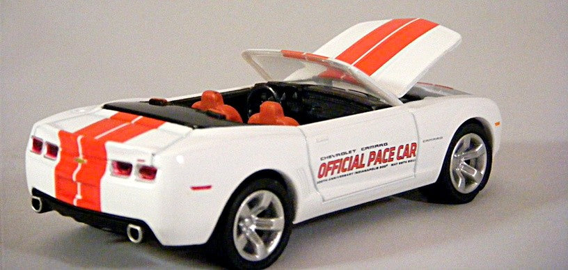 Greenlight - 2011 Indianapolis 500 Chevrolet Camaro SS Convertible Pace Car