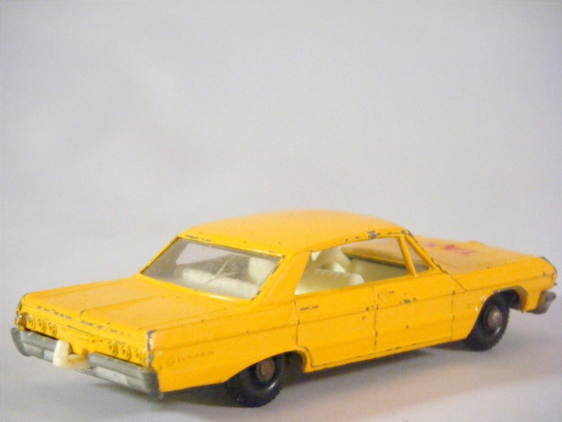 Matchbox Regular Wheels Chevrolet Impala Taxi
