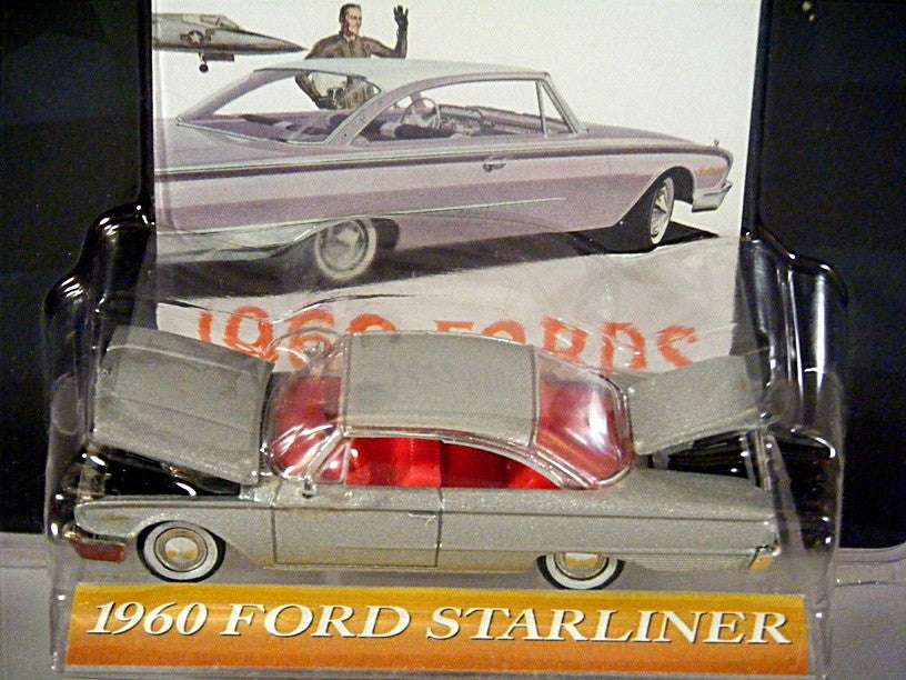 Ertl American Muscle Series - 1960 Ford Starliner
