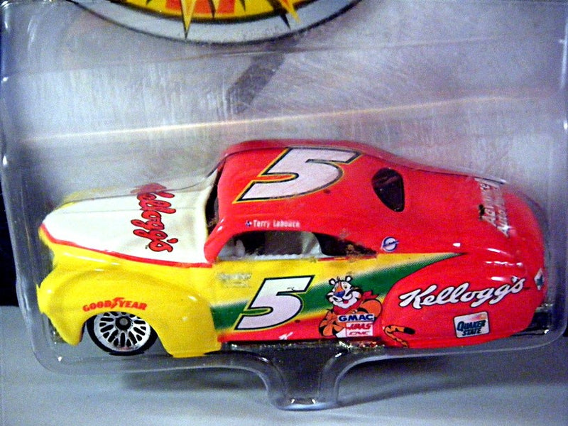 Hot Wheels Racing - Terry Labonte Corn Flakes 40 Ford NASCAR Taildragger