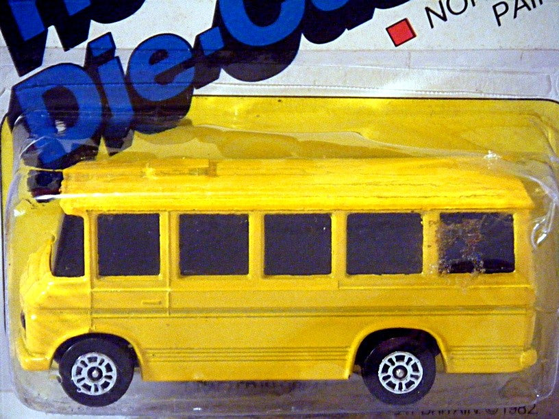 Corgi Juniors - Mercedes-Benz Bus