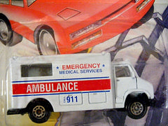 Maisto Turbo Thread Series - EMT Ambulance