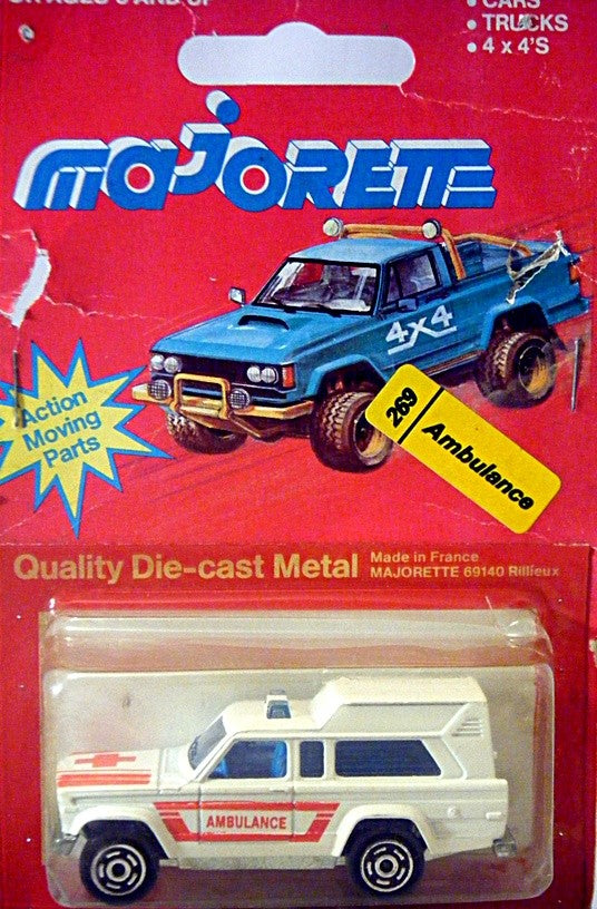 Majorette 200 Series - Jeep Grand Cherokee Red Cross Ambulance