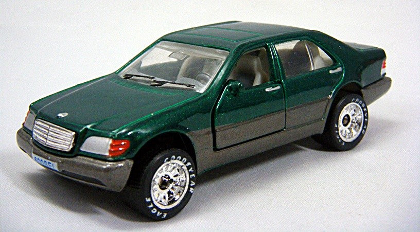 Matchbox World Class Series - Mercedes 600 SEL Sedan