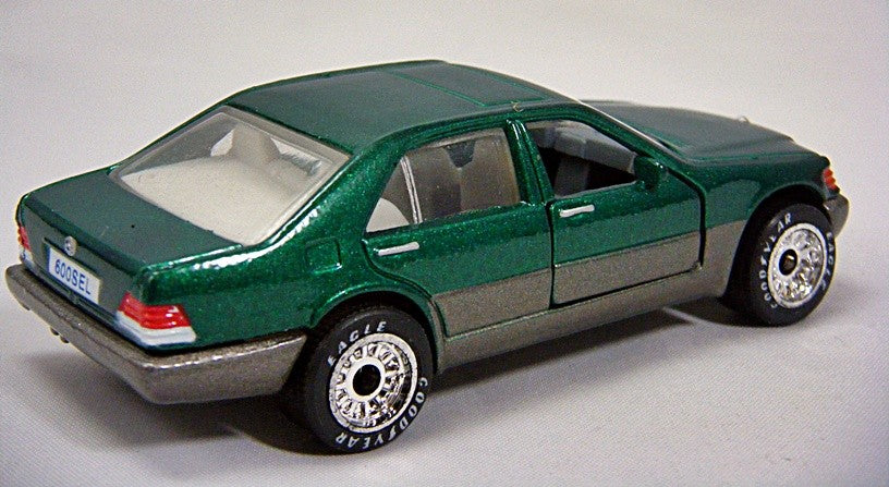 Matchbox World Class Series - Mercedes 600 SEL Sedan