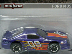 Hot Wheels Racing 2012 Muscle Series - Ford Mustang 2+2 Fastback