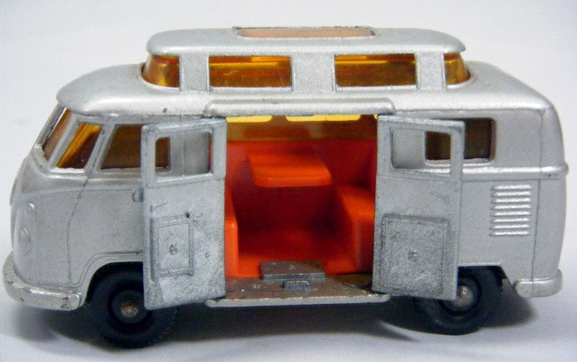 Matchbox Regular Wheels (34C1) Volkswagen Camper