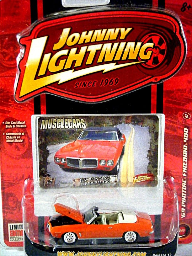 Johnny Lightning Muscle Cars - 1969 Pontiac Firebird 400 Convertible