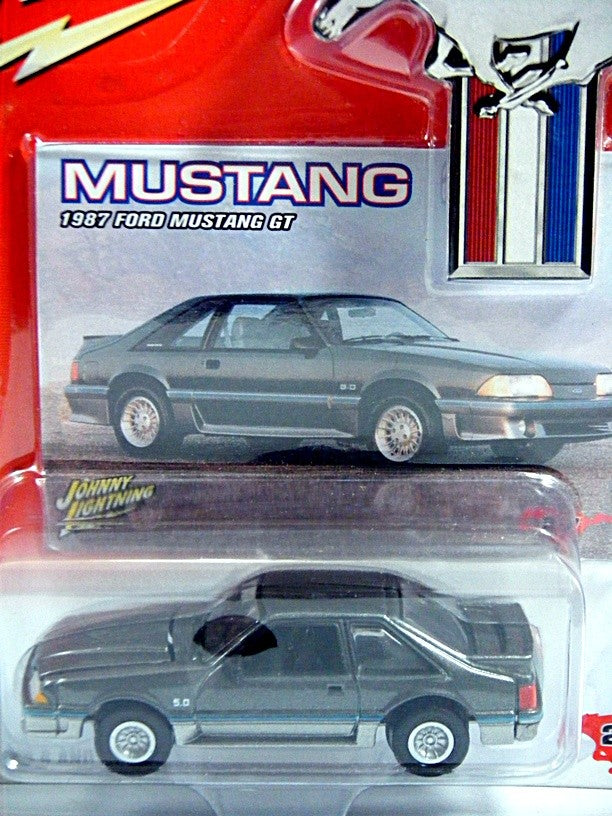 Johnny Lightning Mustang - 1987 Ford Mustang GT