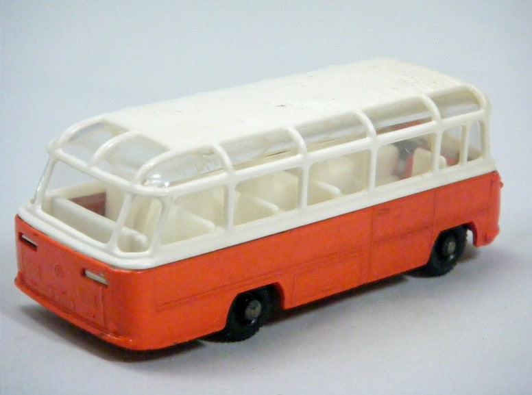 Matchbox Regular Wheels - Mercedes-Benz Coach
