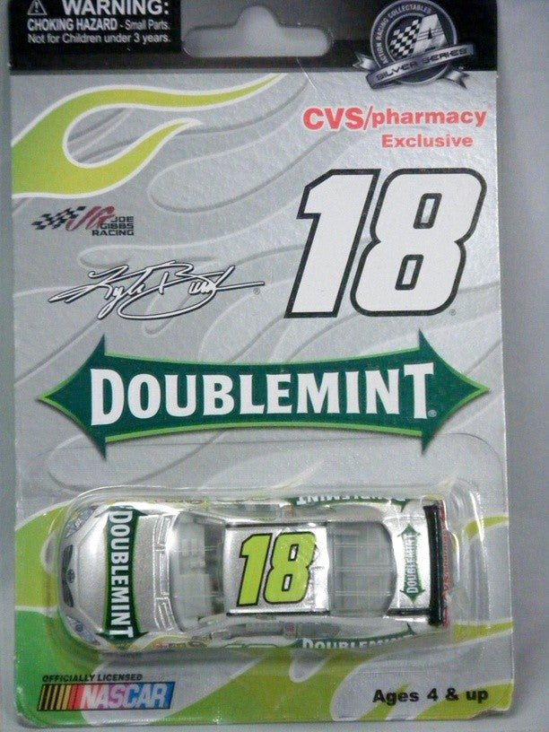 Lionel - Joe Gibbs Racing - Kyle Busch Doublemint Toyota Camry NASCAR Stock Car