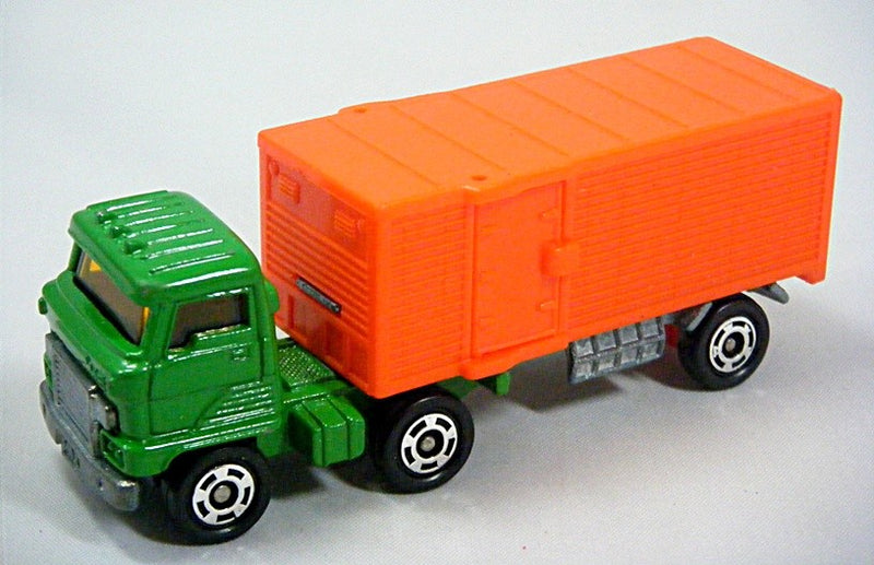 Tomica - Hino Semi Cab with No24 Panel Van Trailer