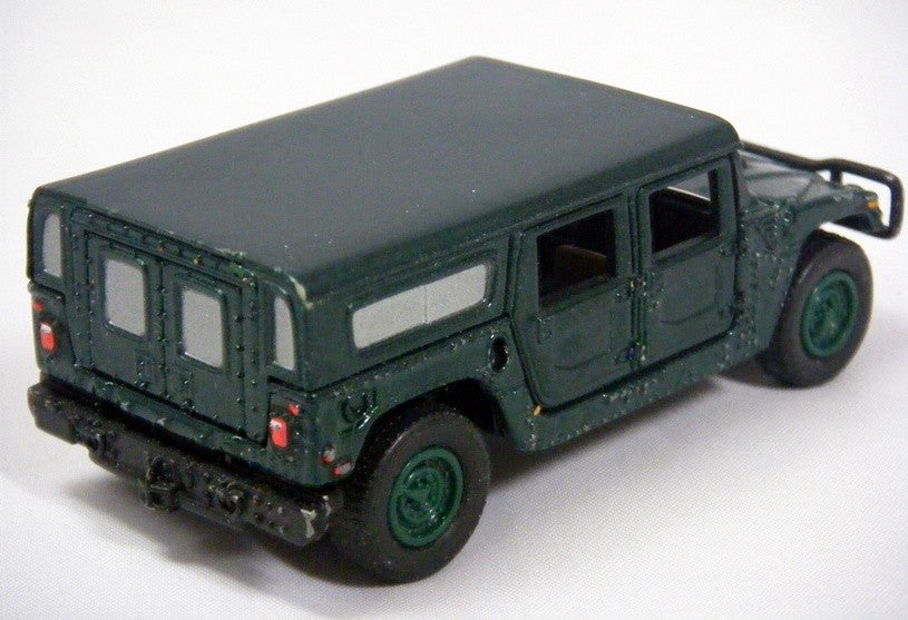 Johnny Lightning - Hummer H1 Civilian Wagon
