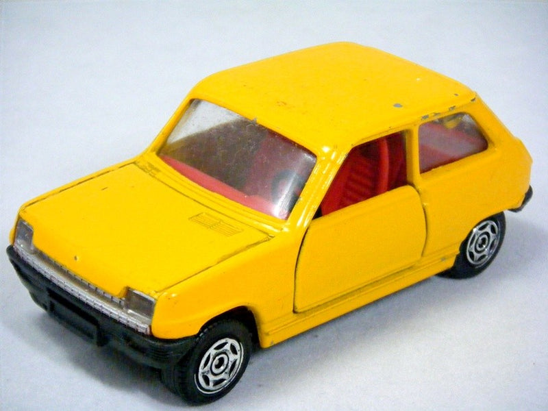 Corgi (No: 611) - Renault 5 