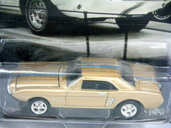 Johnny Lightning Mustang Classics - 1963 Ford Mustang Concept Car